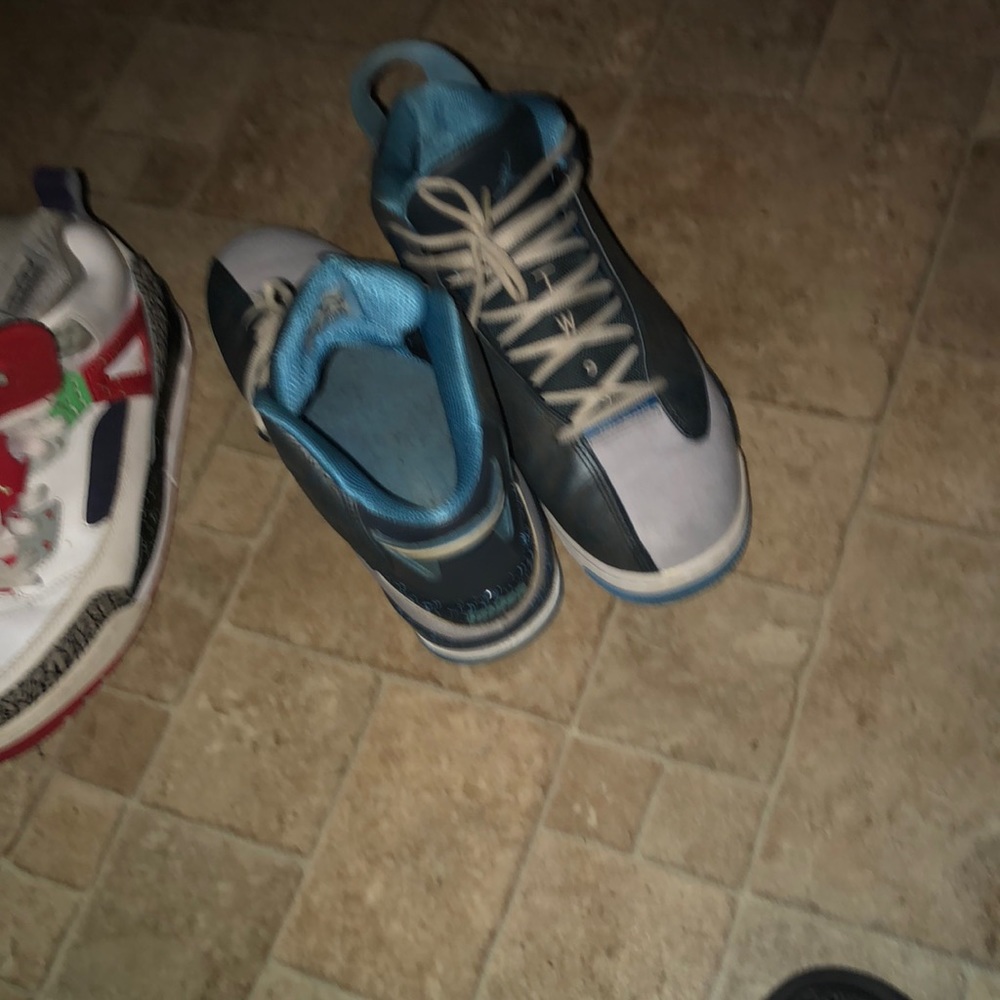 Jordan DubZero wolf grey- university blue